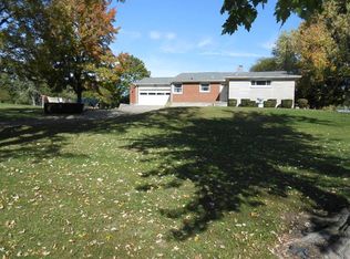835 E Shoop Rd, Tipp City, OH 45371