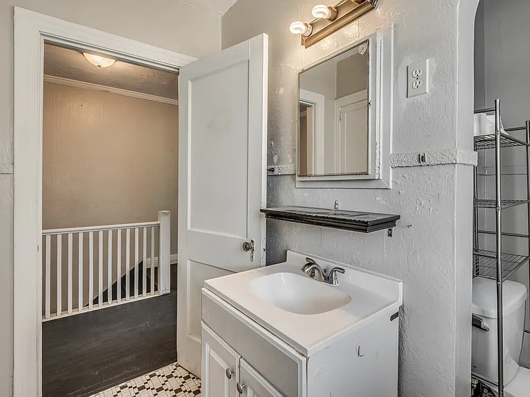 1803 NW 22nd Street - 2301 N. Florida — Photo 35