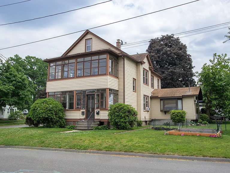 49 Harrison Ave #2 — Photo 2