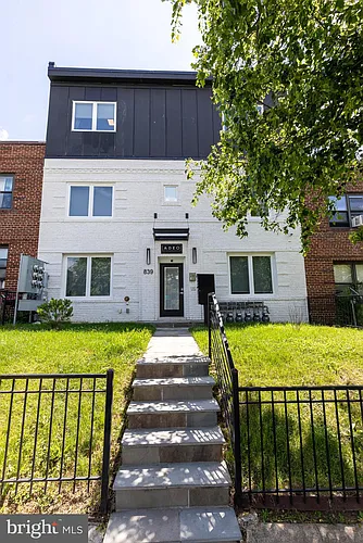 839 19th St NE #3 Photo 1