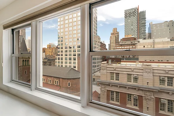 Rented by Compass | media 22