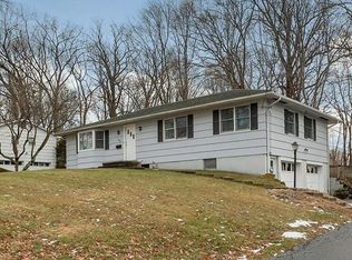 153 W Prospect St, Nanuet, NY 10954