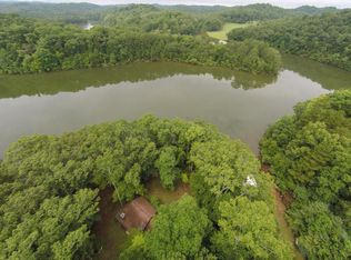 706 Scenic River Rd, Madisonville, TN 37354