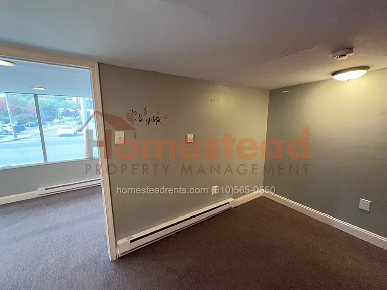 258 W. Bayberry Ln — Photo 7