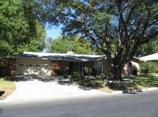 429 Zephyr Dr, Windcrest, TX 78239