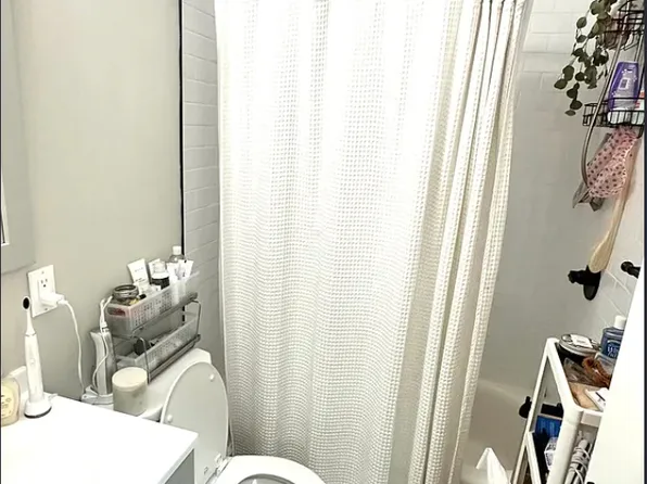 344 Conarroe St, Philadelphia, PA