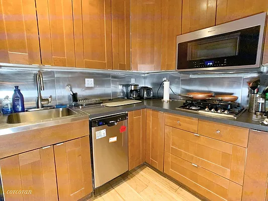 Rented by Corcoran | media 40