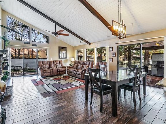 5th image of 805 Lakeway Dr