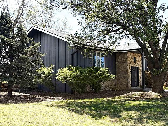 4th image of 2350 Eden Rd