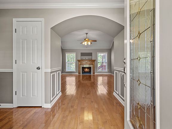 5th image of 1397 Grassland Dr