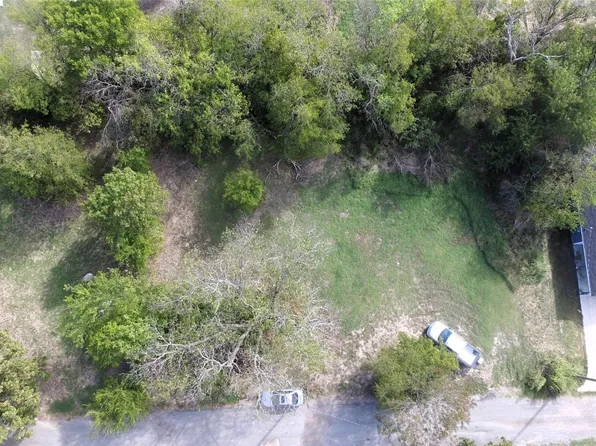 Booker St, Commerce, TX 75428