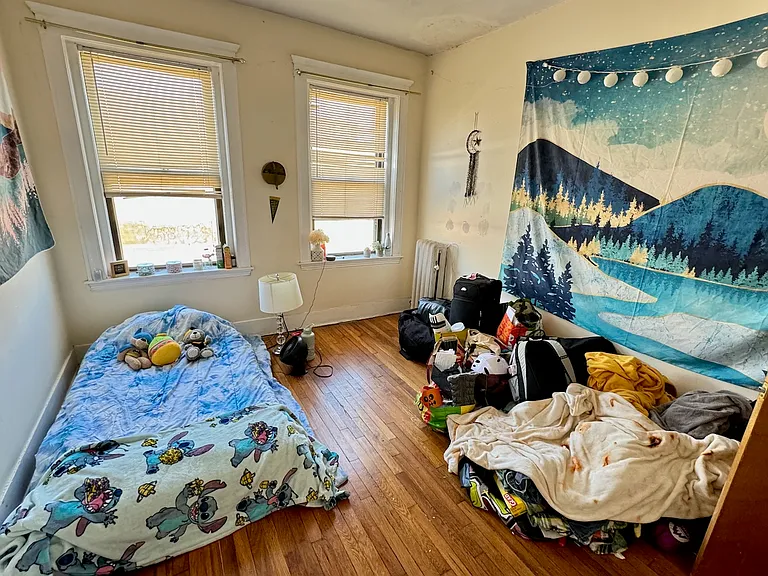 11 Gorham St #5A — Photo 5