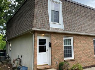 5055 Hibbs Dr, Columbus, OH 43220