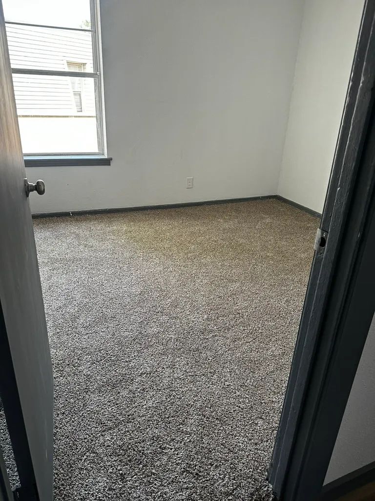 Charming 3-Bedroom Apartment in Tulsa, Oklahoma — Photo 3