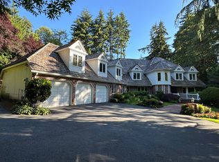 11901 NE 36th Pl, Bellevue, WA 98005