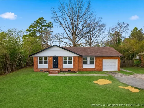 1425 E Manchester Rd, Spring Lake, NC 28390