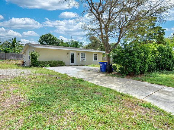 3rd image of 4211 NE Cheri Drive