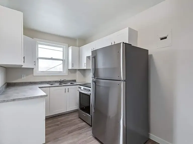 3211 Portnall Ave — Photo 6