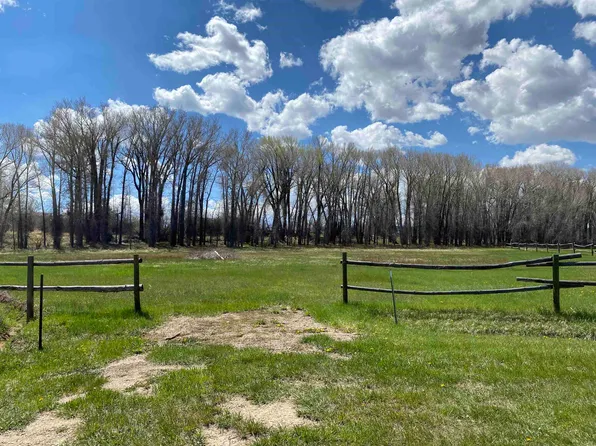29 Cedar Dr, Encampment, WY 82325
