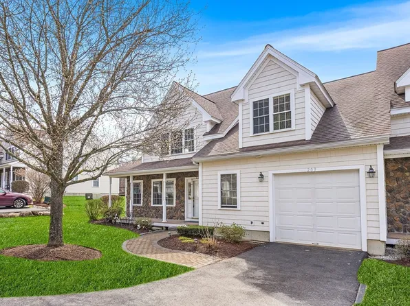 53 Baldwin Rd Unit 203, Billerica, MA 01821