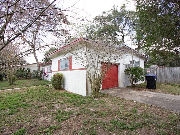 3rd image of 6801 Derrick Dr