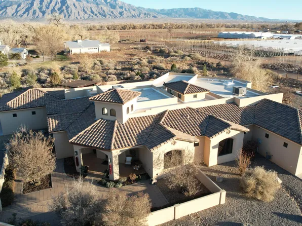 51 Camino De Los Arboles, Corrales, NM 87048