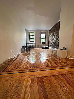 2nd image of 230 W 16th St #3D