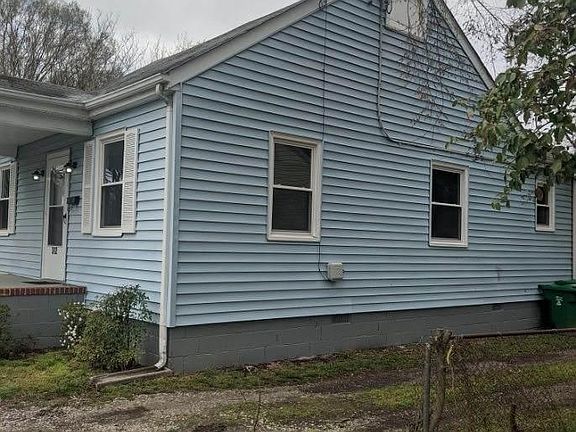 2nd image of 312 Dupuy Ave