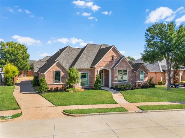 302 Skyline Dr, Trophy Club, TX 76262