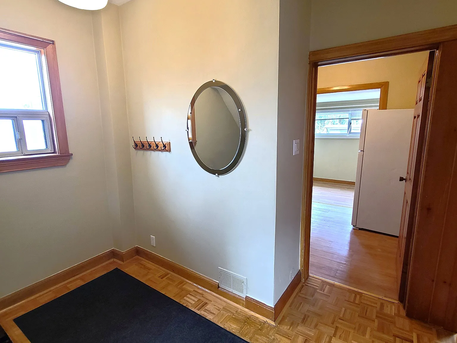 2 bed, $2,000 — Photo 3