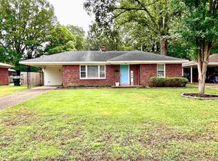 1604 Dearing Rd, Memphis, TN 38117