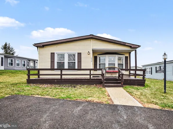 639 Laurel Ct, North Wales, PA 19454