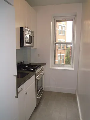 Rented by Metropolitan Equities | media 5