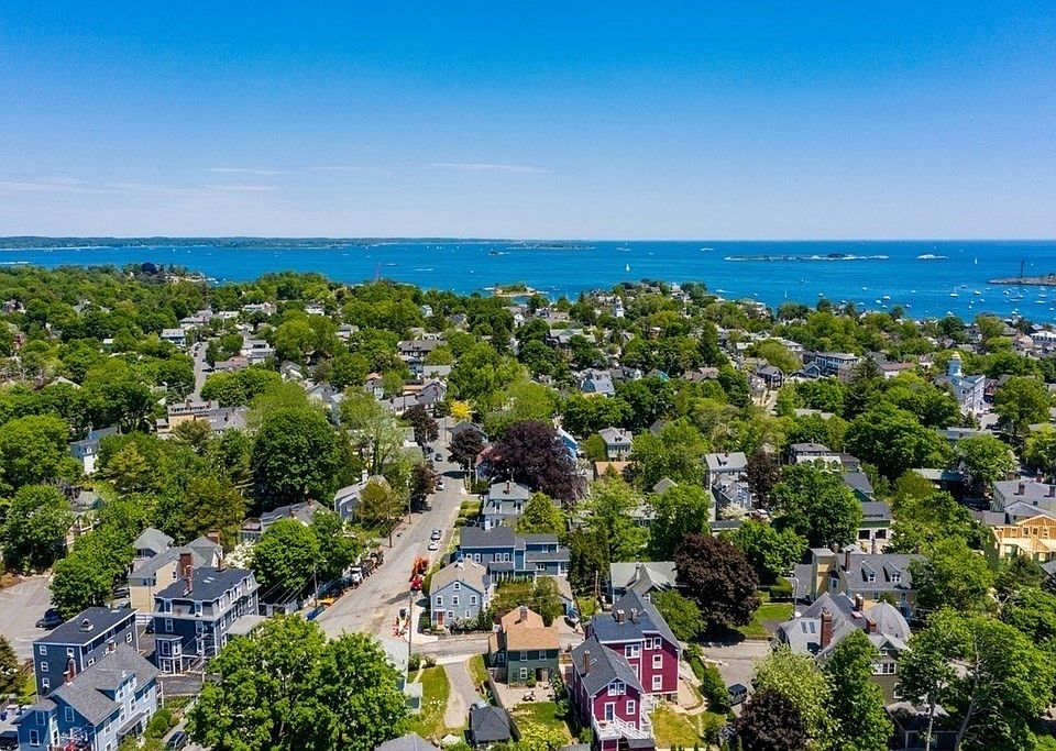 108 Elm St #2, Marblehead, MA 01945 | MLS #72989868 | Zillow