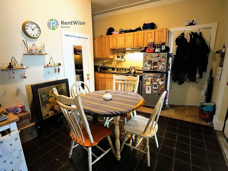 381 Dorchester St #1A — Photo 9