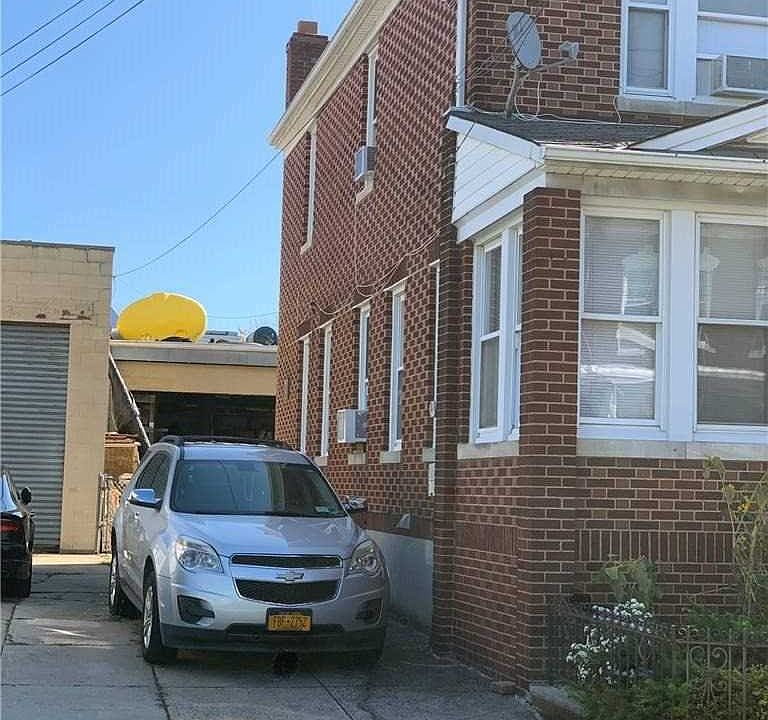 2nd image of 9019 77th St