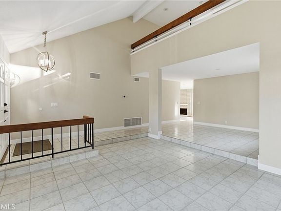 5th image of 25302 Neptune Dr