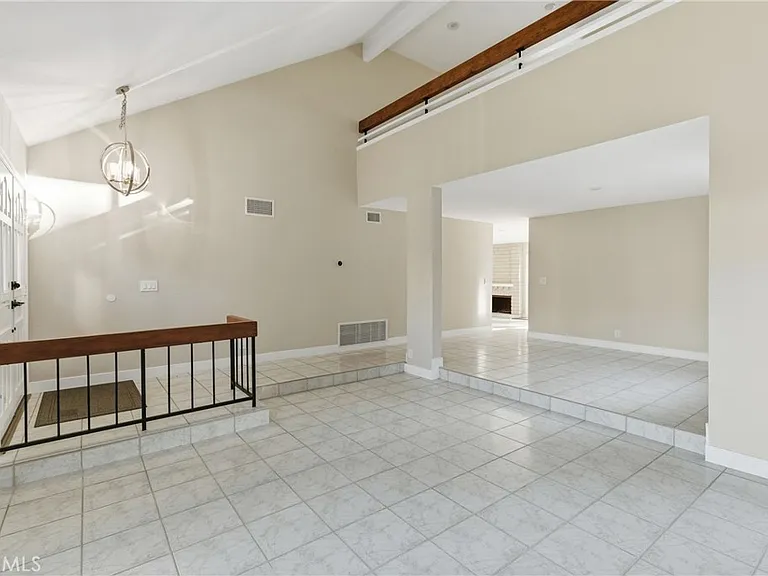 25302 Neptune Dr — Photo 5
