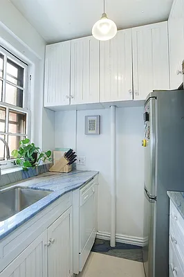 Sold by Corcoran | media 14