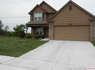 3002 SW Talbot Cir, Bartlesville, OK 74006