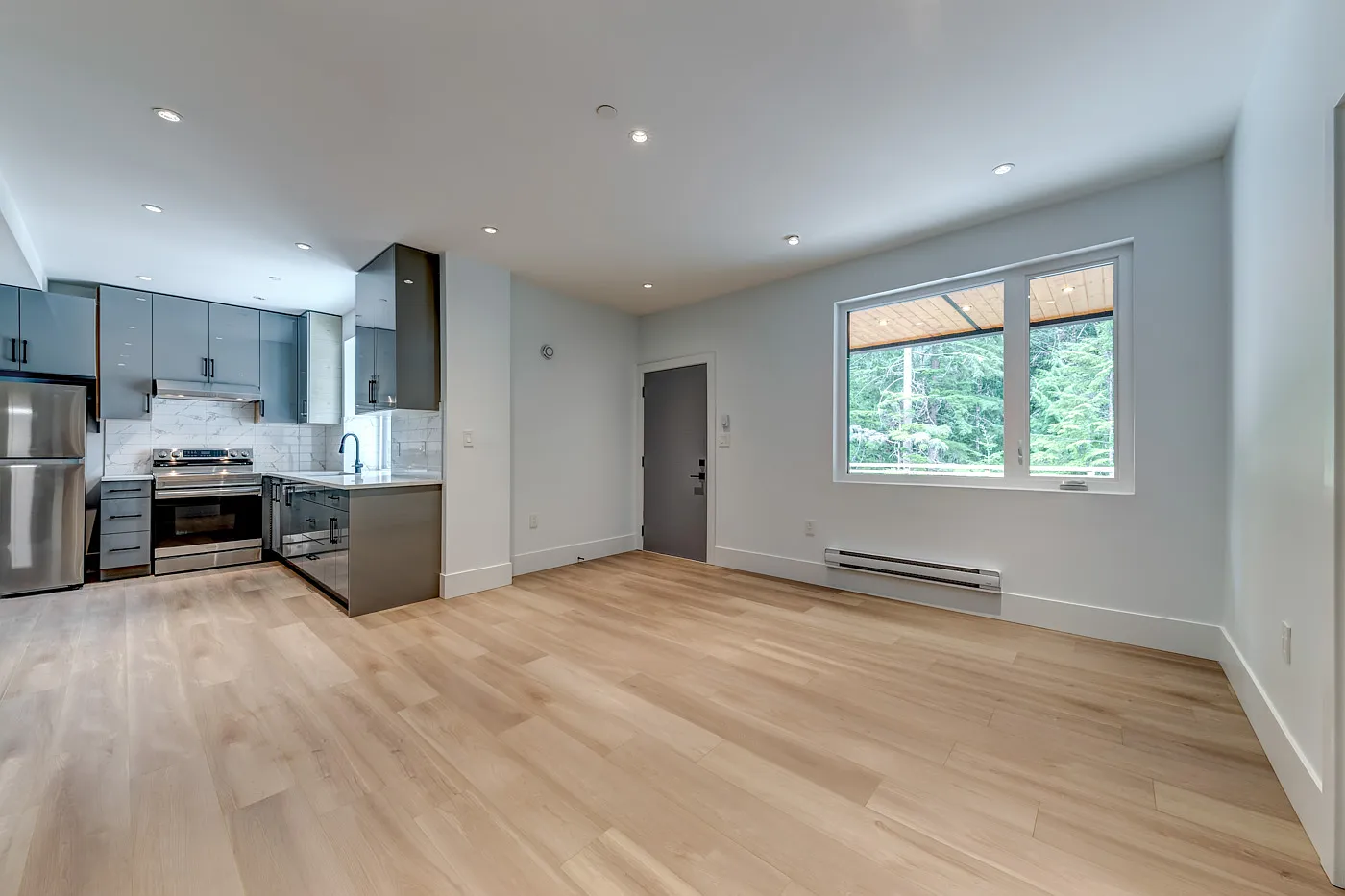 Two-bedroom furnished suite in Wedge Woods for a one-year lease — Photo 1