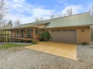 1512 E Overlook Rd, Monterey, TN 38574