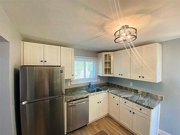 Stainless steel appliances and sink