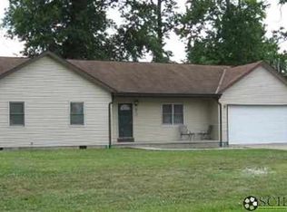 3160 N Washington St, Butlerville, IN 47223