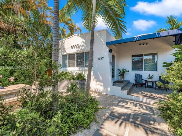 1337 SW 15th St, Miami, FL 33145