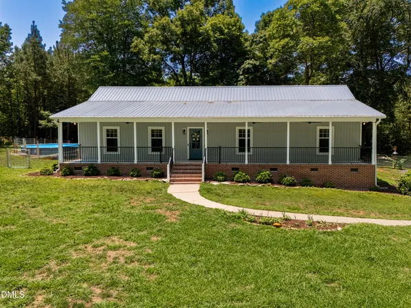 2714 White Smith Rd, Siler City, NC 27344