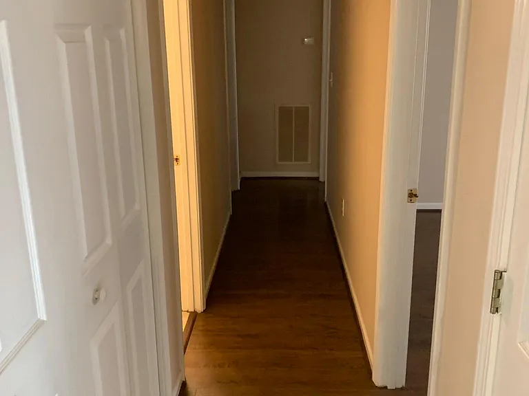 420 Oscar St — Photo 12