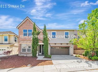 6811 Syrah Dr, Dublin, CA 94568