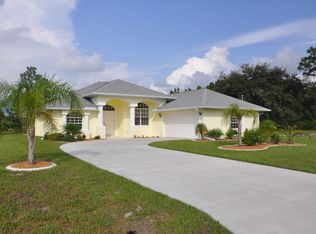 86 Tournament Rd, Rotonda West, FL 33947