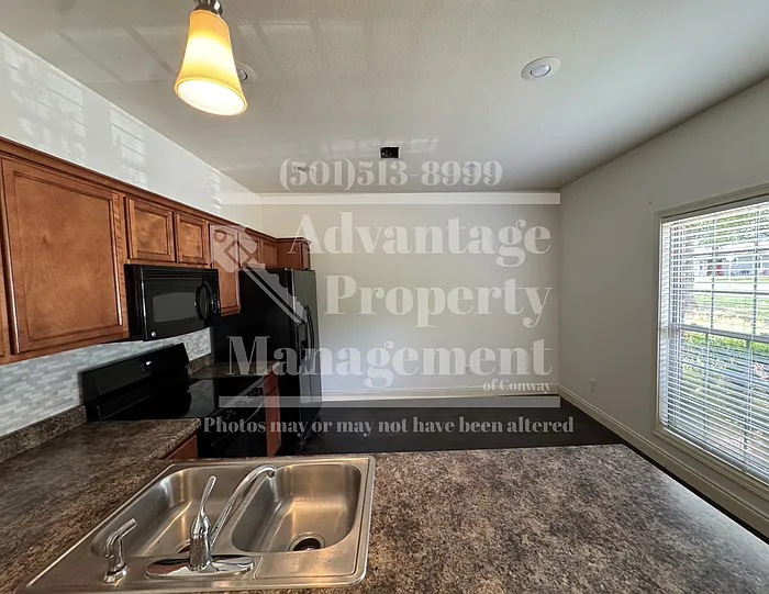 3 bed, 2.0 bath, 1188 sqft, $1,275 — Photo 3